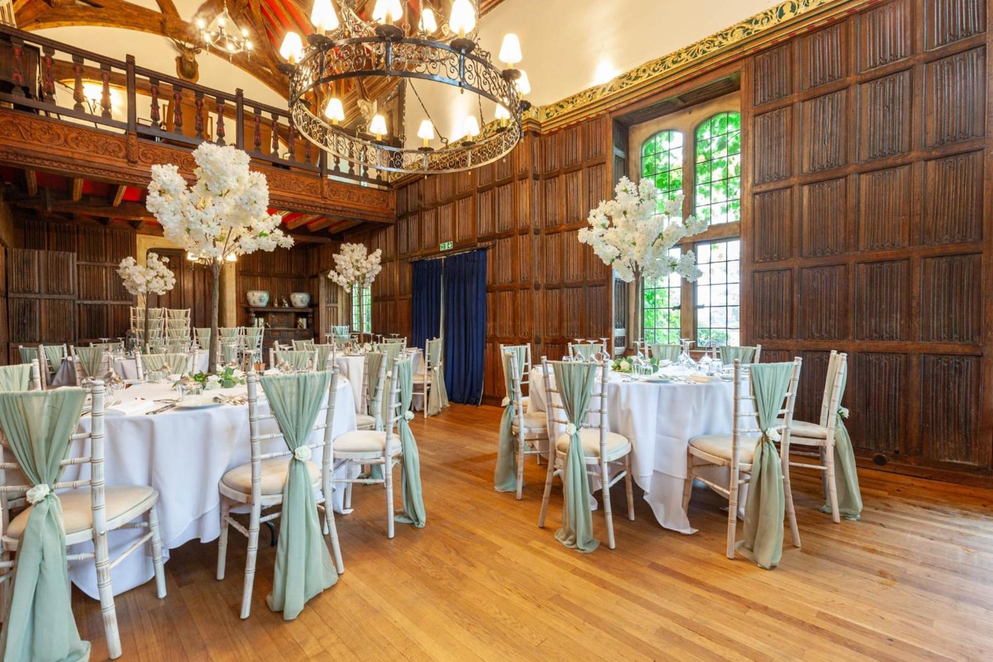 Weston Manor Hotel Kültér fotó