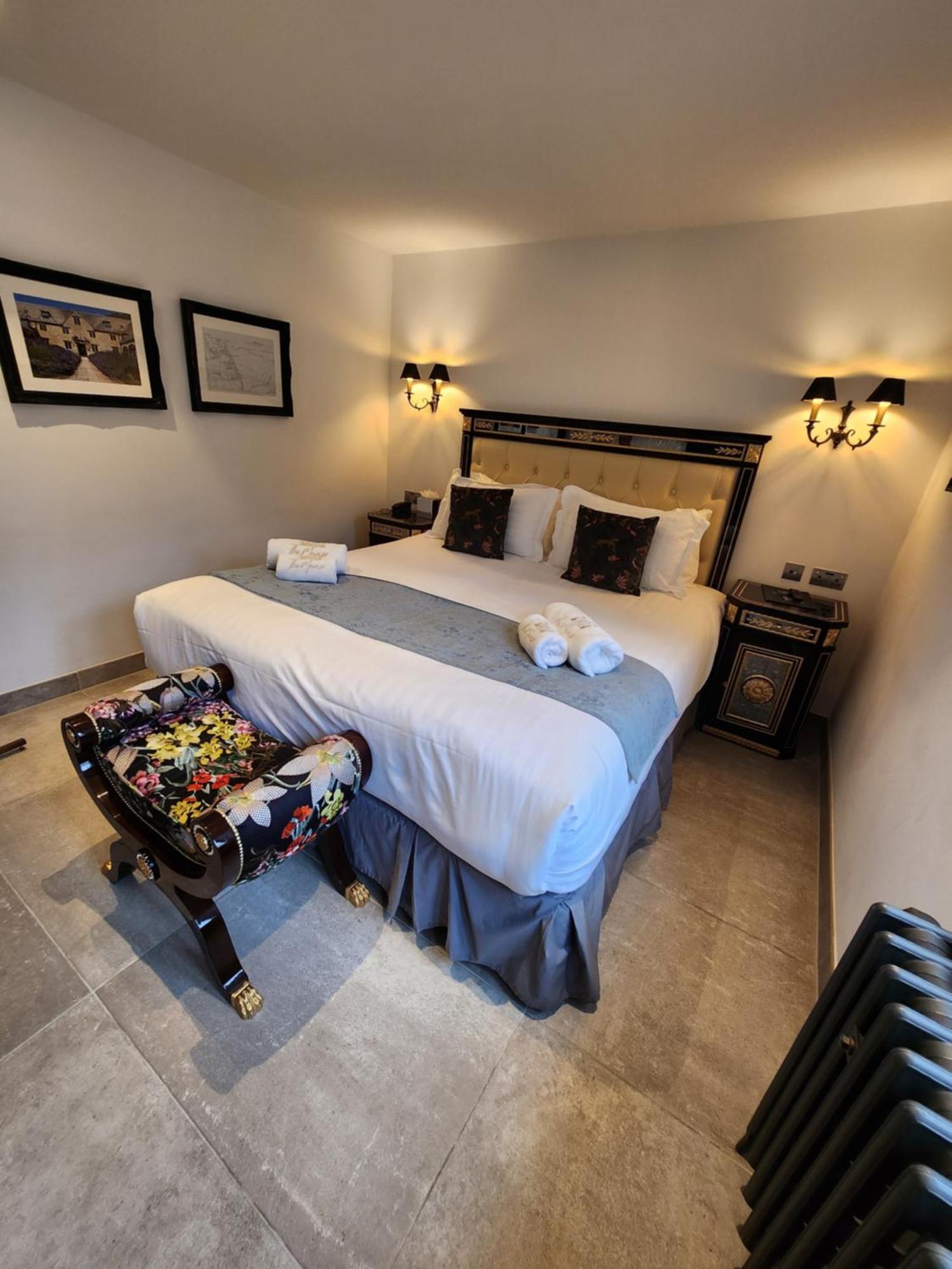 Weston Manor Hotel Kültér fotó